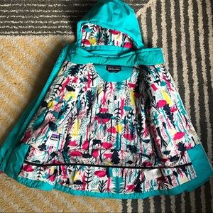 Patagonia Girls Insulated Snowboard/ski jacket